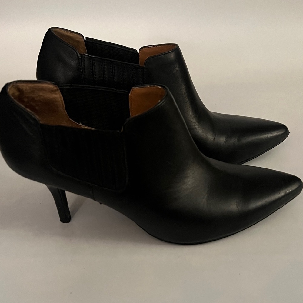Tahari Sleek Black Ankle Booties